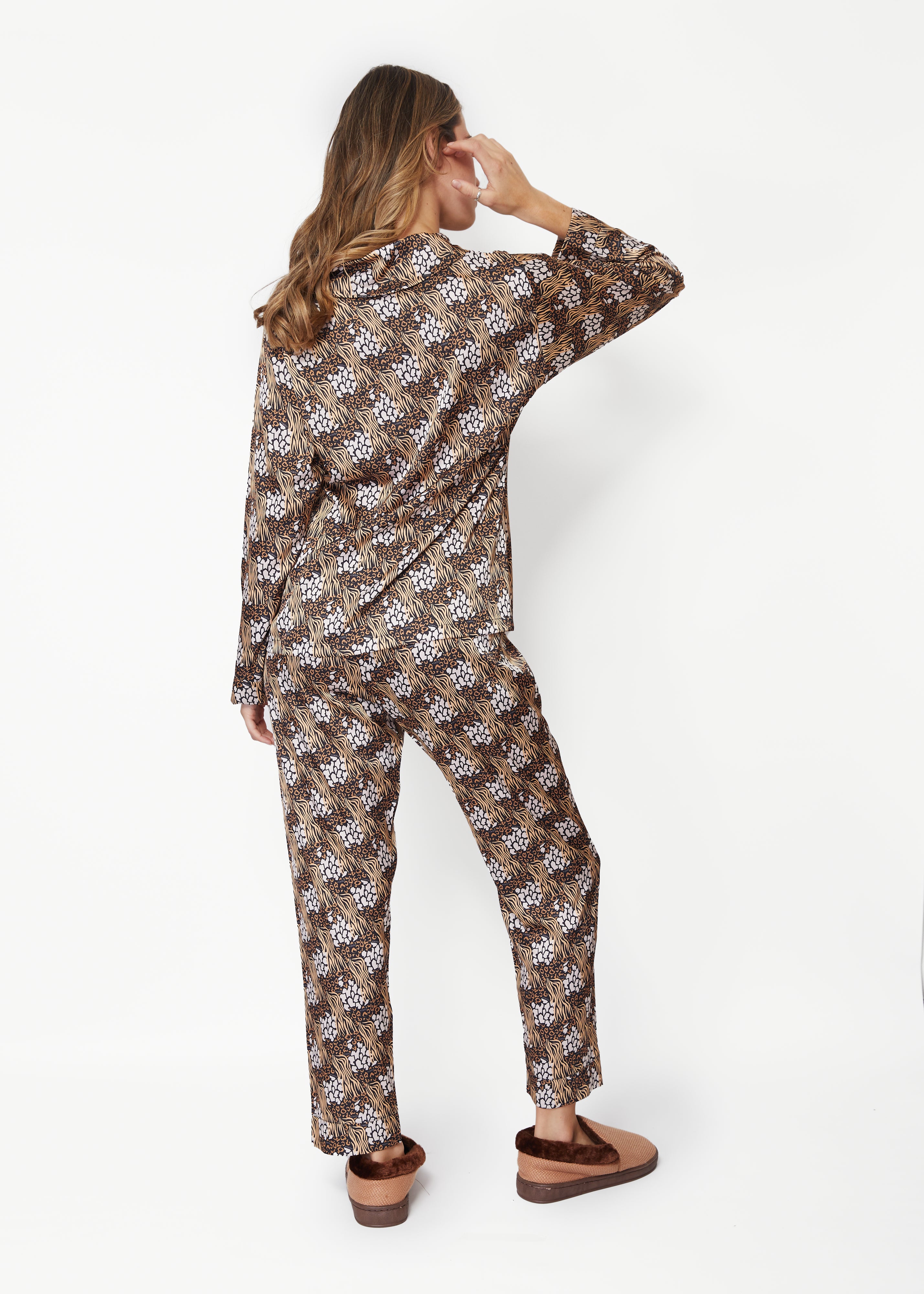 PIJAMA BOMBAY PRINT NEGRO