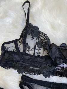 CONJUNTO MAU BLACK